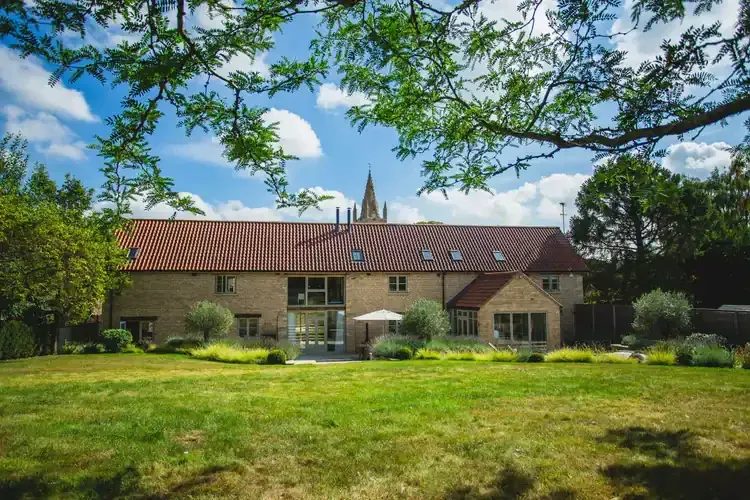 St Peters Barn, Empingham, Rutland (photograph 6 of 6)